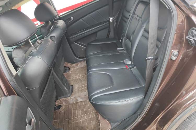 Used Luxgen U6 SUV 2015 1.8T Fashion Edition Left Rear Seat