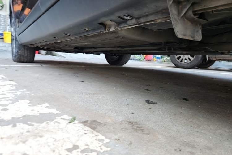 Used Luxgen U6 SUV 2015 1.8T ZhiZun Model Left Side Sill