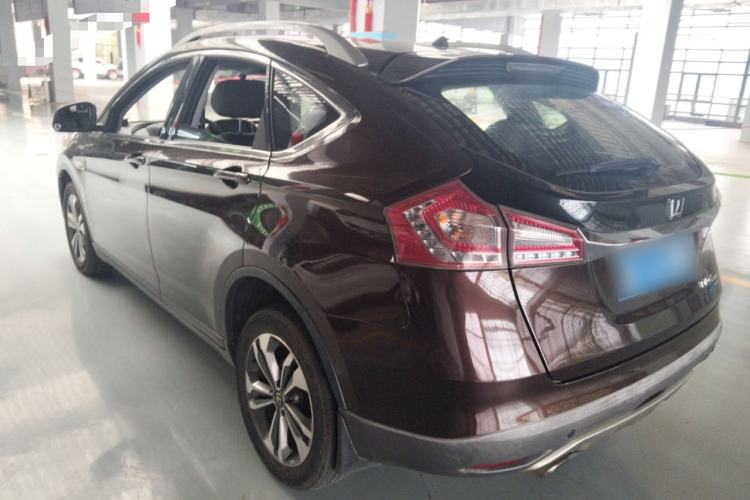 Used Luxgen U6 SUV 2015 1.8T Fashion Edition Rear Left 45 Deg