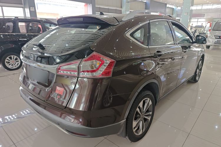 Used Luxgen U6 SUV 2015 1.8T Fashion Edition Rear Right 45 Deg