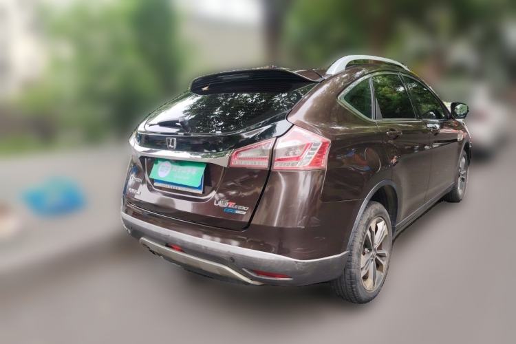 Used Luxgen U6 SUV 2015 1.8T Fashion Edition Rear Right 45 Deg