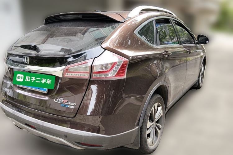 Used Luxgen U6 SUV 2015 1.8T Fashion Edition Rear Right 45 Deg