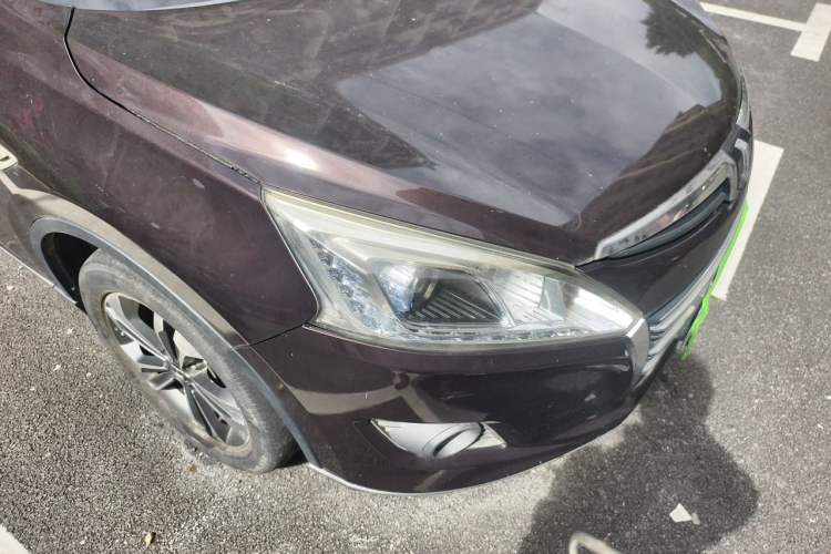 Used Luxgen U6 SUV 2015 1.8T New Innovation Upgrade Right Front Headlight