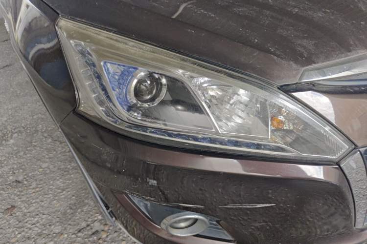 Used Luxgen U6 SUV 2015 1.8T New Creation Type Right Front Headlight
