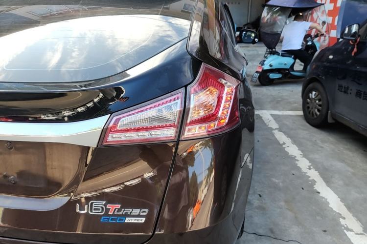 Used Luxgen U6 SUV 2015 1.8T ZhiZun Model Right Rear Taillight