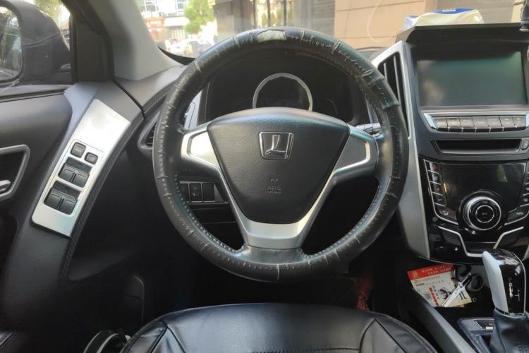 Used Luxgen U6 SUV 2015 1.8T Fashion-Upgraded Model Steering Wheel