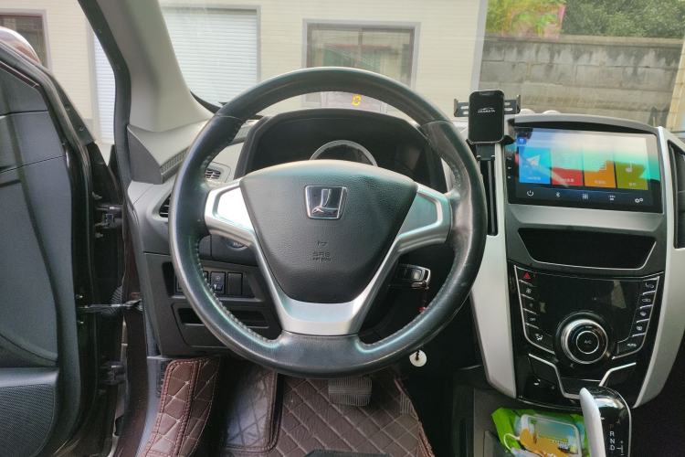 Used Luxgen U6 SUV 2015 1.8T Fashion Edition Steering Wheel