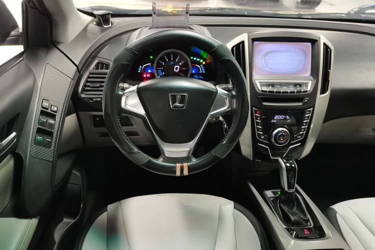 Used Luxgen U6 SUV 2015 1.8T Fashion Edition Steering Wheel