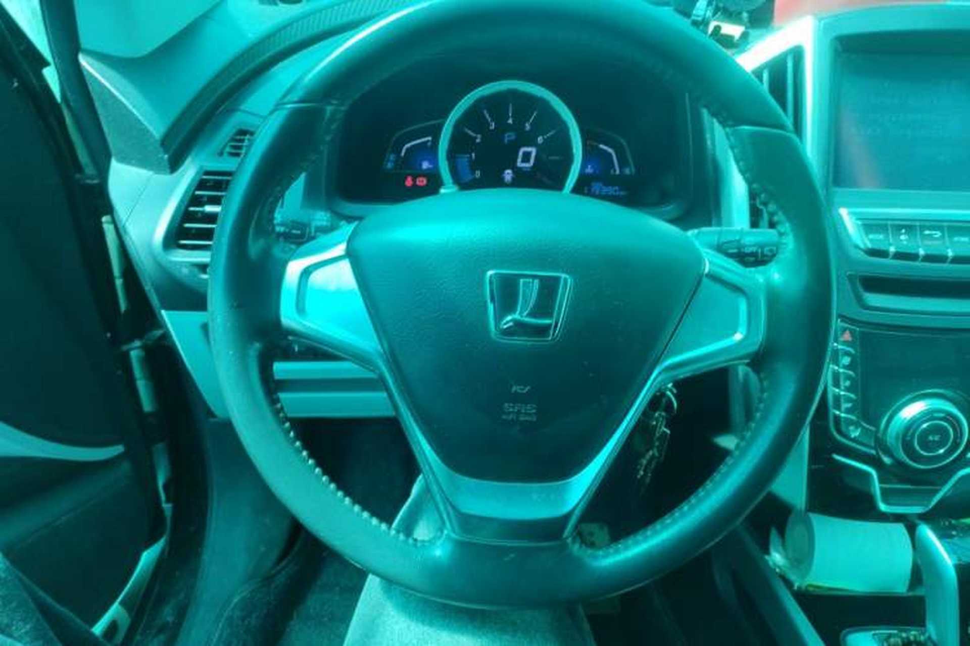 Used Luxgen U6 SUV 2015 1.8T Fashion Edition Steering Wheel