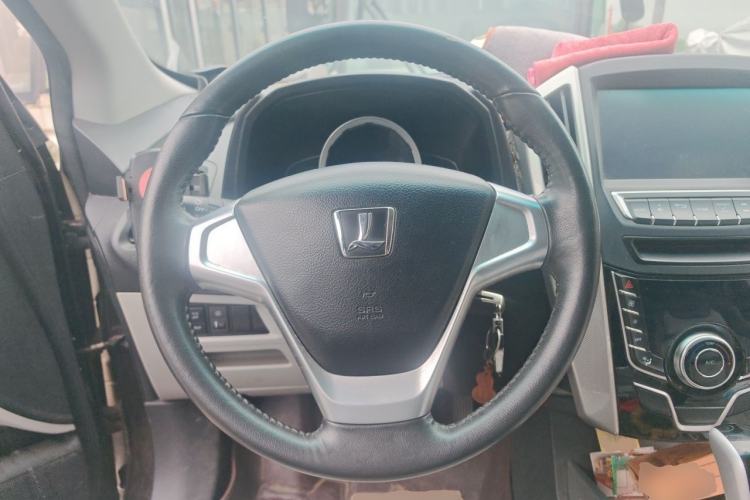 Used Luxgen U6 SUV 2015 1.8T Fashion Edition Steering Wheel