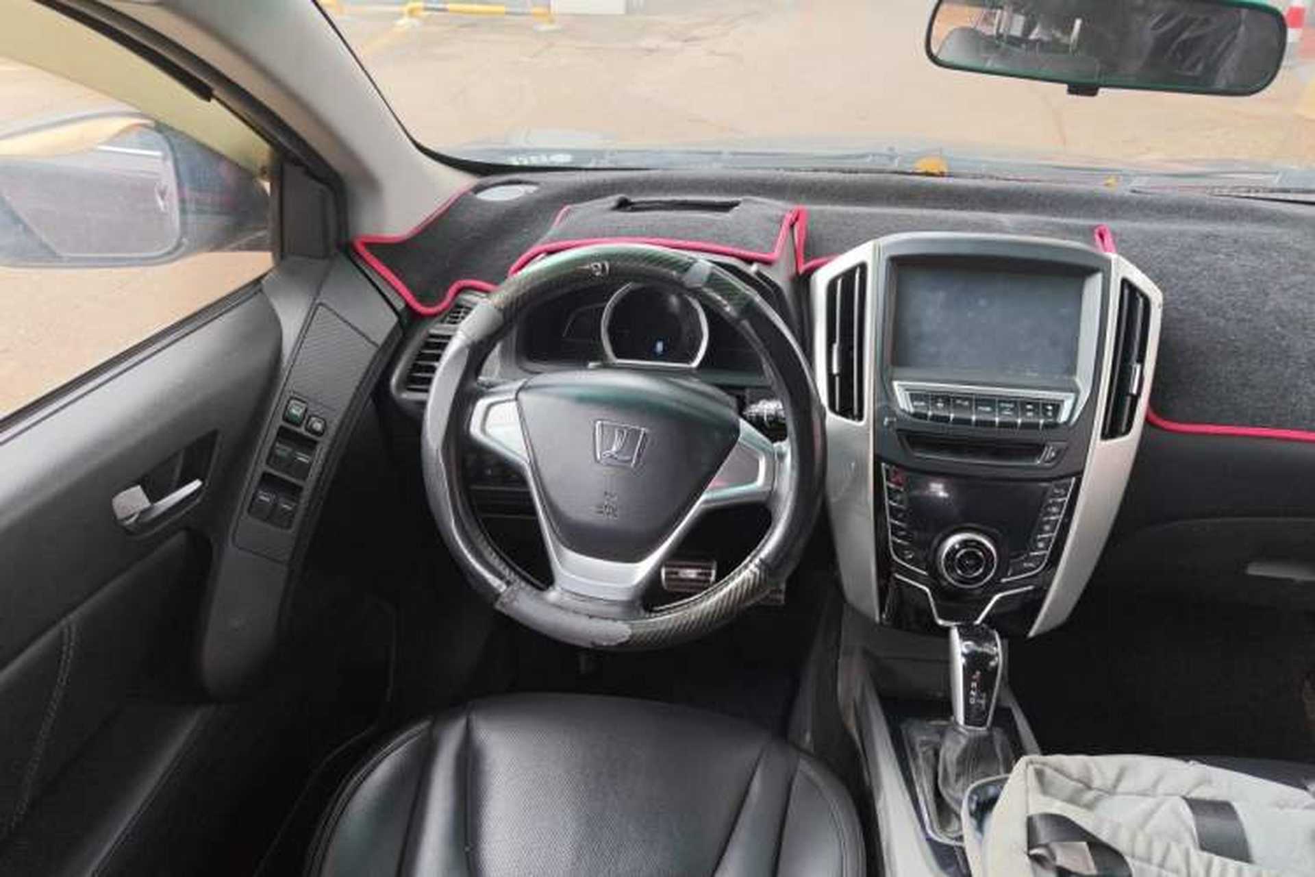 Used Luxgen U6 SUV 2015 1.8T Fashion Edition Steering Wheel
