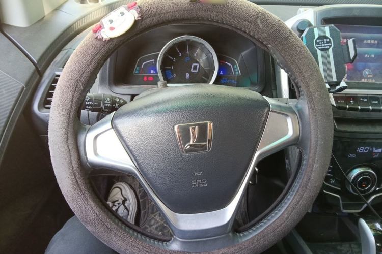 Used Luxgen U6 SUV 2015 1.8T Fashion Edition Steering Wheel