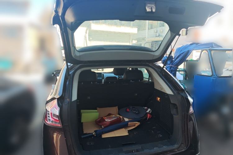 Used Luxgen U6 SUV 2015 1.8T Fashion Edition Trunk