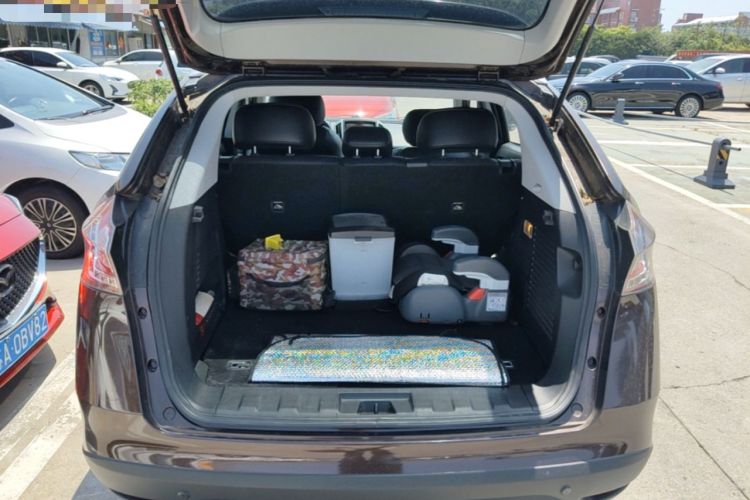 Used Luxgen U6 SUV 2015 1.8T Fashion Edition Trunk