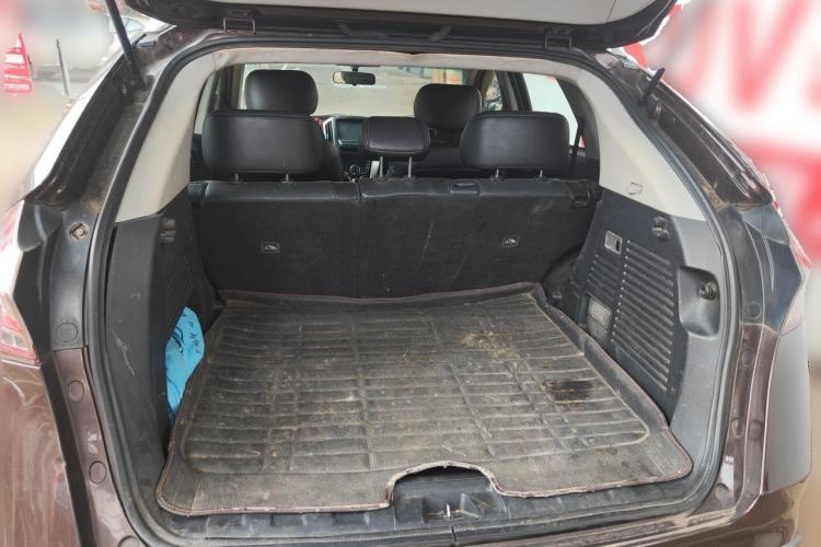 Used Luxgen U6 SUV 2015 1.8T Fashion Edition Trunk