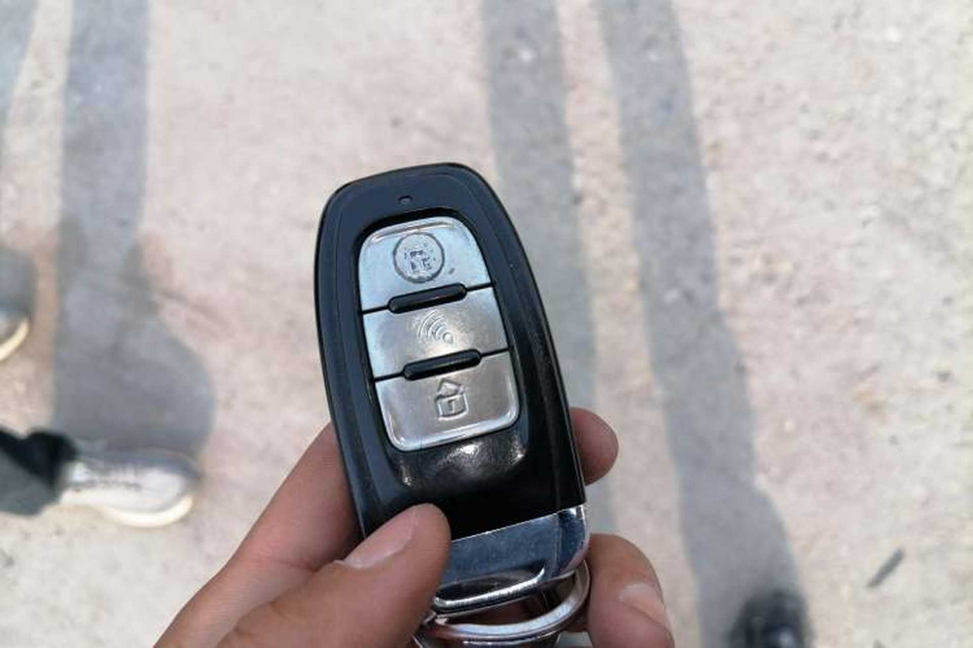 Used Luxgen U6 SUV 2015 1.8T Enhanced Charm Edition Vehicle Key