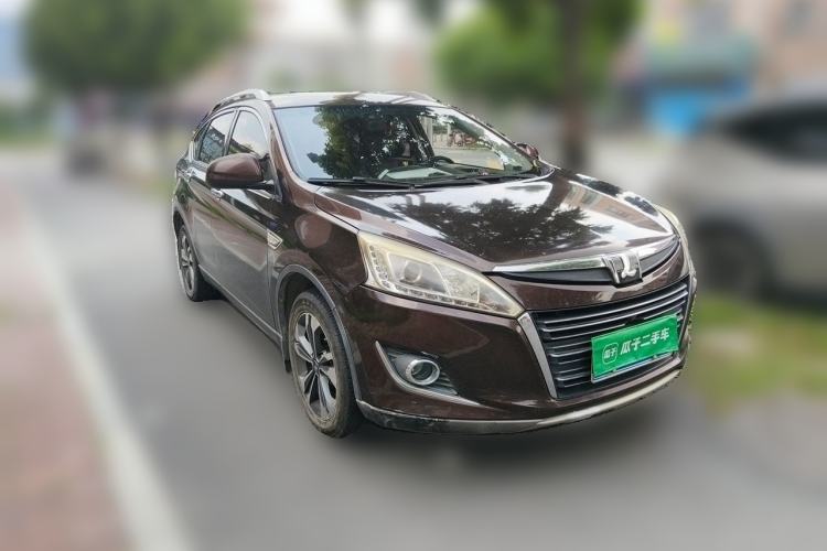 Used Luxgen U6 SUV 2015 1.8T Fashion Edition Front Right 45 Deg