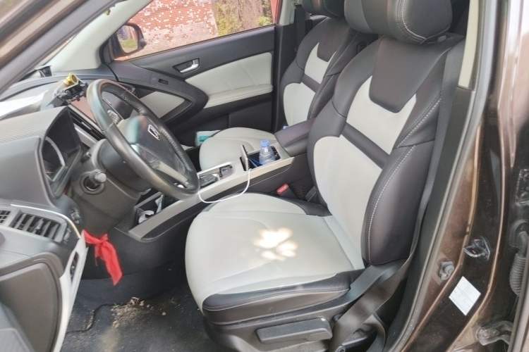 Used Luxgen U6 SUV 2015 1.8T Fashion Edition Left Front Seat