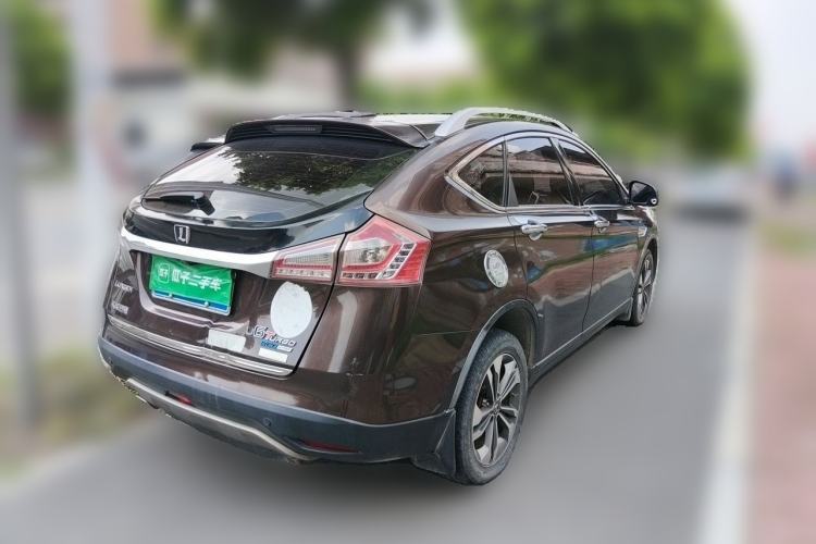 Used Luxgen U6 SUV 2015 1.8T Fashion Edition Rear Right 45 Deg