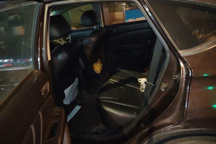 Used Luxgen U6 SUV 2015 1.8T Charm Model Left Rear Seat