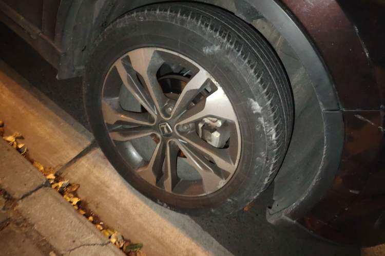 Used Luxgen U6 SUV 2015 1.8T Charm Model Right Front Wheel Hub