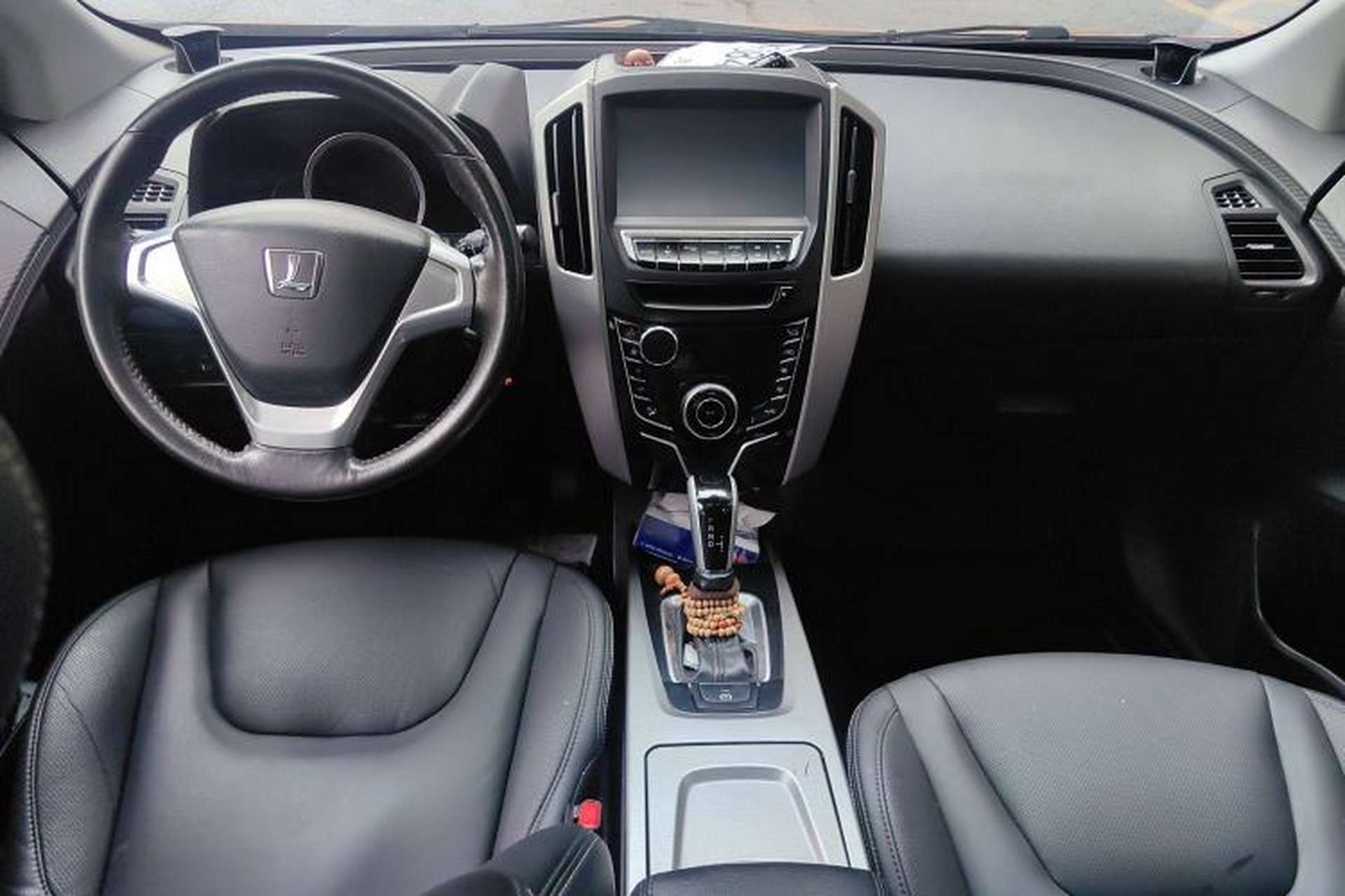 Used Luxgen U6 SUV 2015 1.8T Fashion Edition Center Console