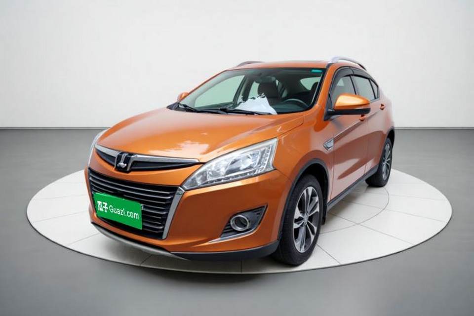 Luxgen U6 SUV 2015