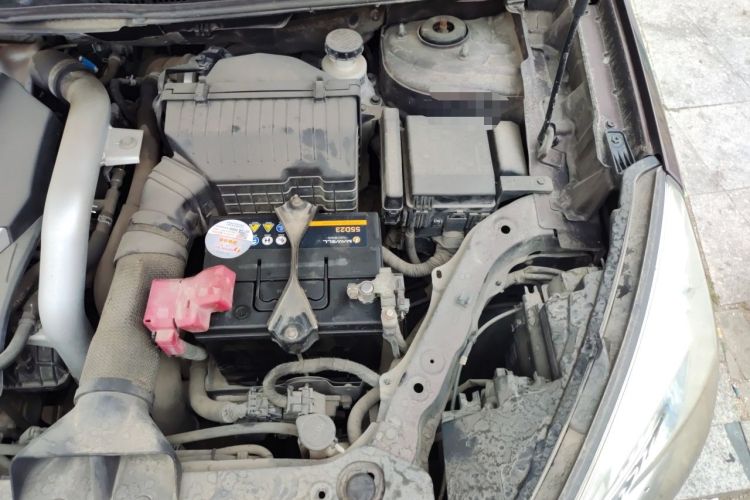 Used Luxgen U6 SUV 2015 1.8T Fashion Edition Engine Bay Left