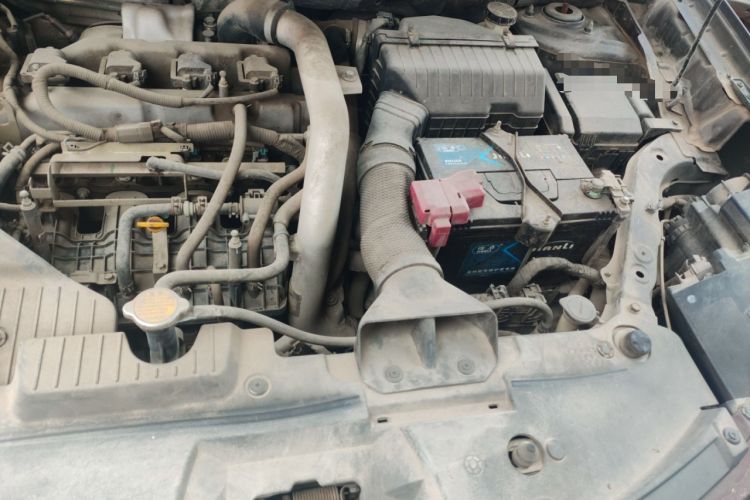Used Luxgen U6 SUV 2015 1.8T Enhanced Charm Edition Engine Bay Left
