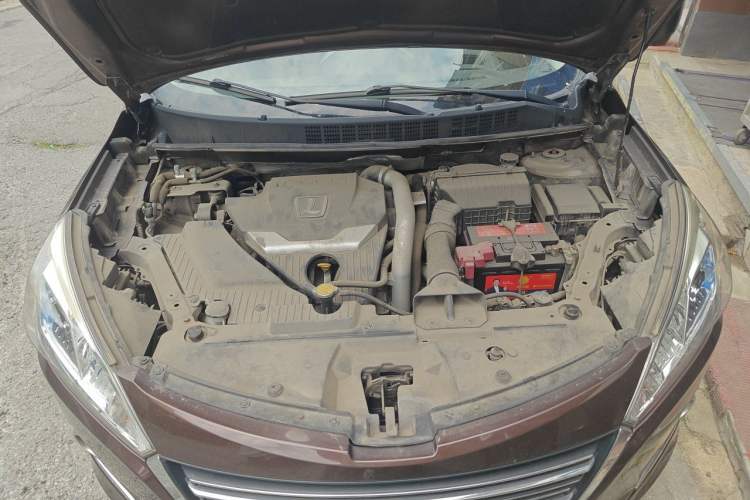 Used Luxgen U6 SUV 2015 1.8T Fashion Edition Engine Bay