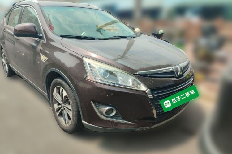 Used Luxgen U6 SUV 2015 1.8T Enhanced Charm Edition Front Right 45 Deg