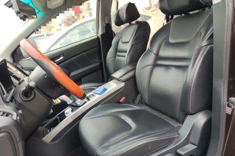 Used Luxgen U6 SUV 2015 1.8T Fashion Edition Left Front Seat