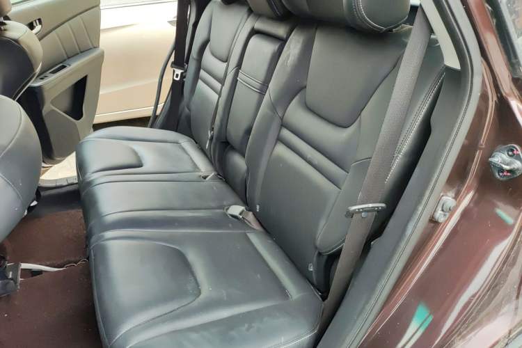 Used Luxgen U6 SUV 2015 1.8T Fashion Edition Left Rear Seat