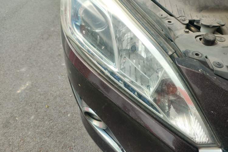 Used Luxgen U6 SUV 2015 1.8T Enhanced Charm Edition Right Front Headlight