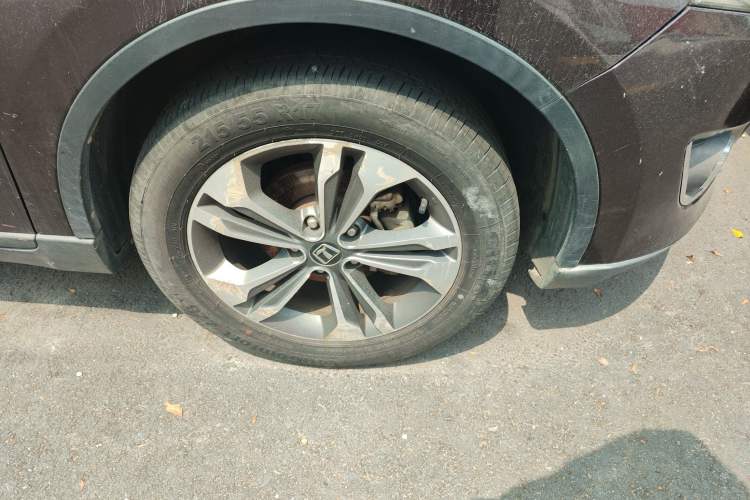 Used Luxgen U6 SUV 2015 1.8T Enhanced Charm Edition Right Front Wheel Hub