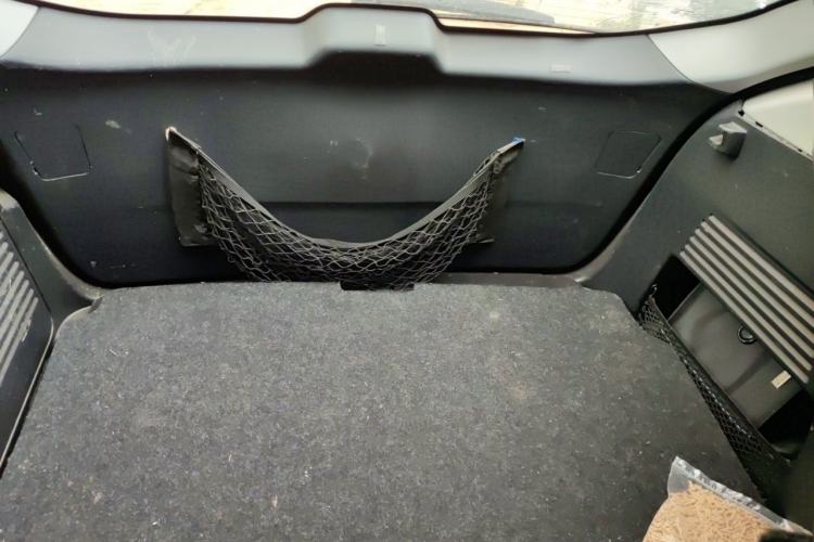 Used Luxgen U6 SUV 2015 1.8T Fashion Edition Trunk