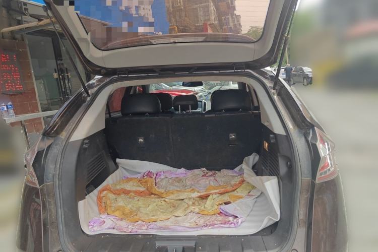 Used Luxgen U6 SUV 2015 1.8T Fashion Edition Trunk