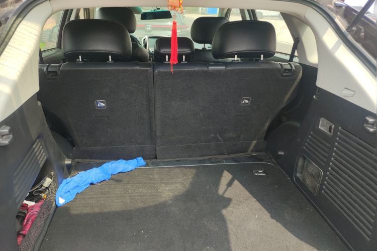 Used Luxgen U6 SUV 2015 1.8T Enhanced Charm Edition Trunk