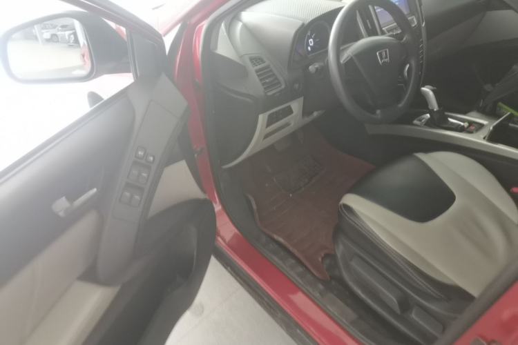 Used Luxgen U6 SUV 2015 1.8T Charm Model Driver Seat