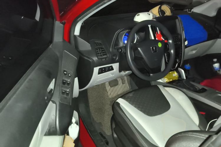 Used Luxgen U6 SUV 2015 1.8T Charm Model Driver Seat