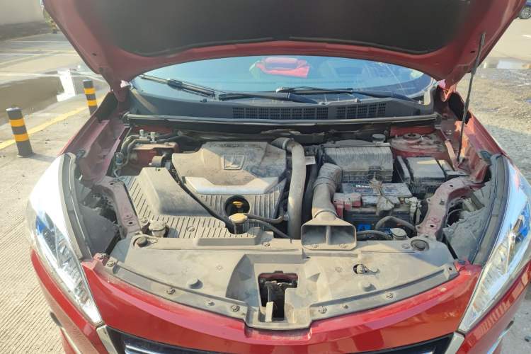 Used Luxgen U6 SUV 2015 1.8T Fashion Edition Engine Bay