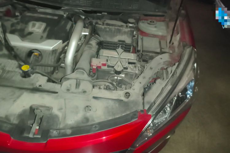 Used Luxgen U6 SUV 2015 1.8T Charm Model Engine Bay Left