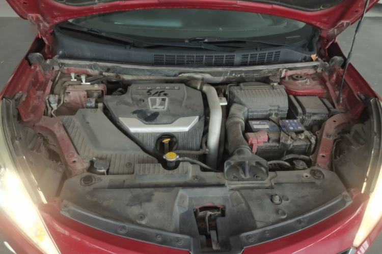 Used Luxgen U6 SUV 2015 1.8T Charm Model Engine Bay