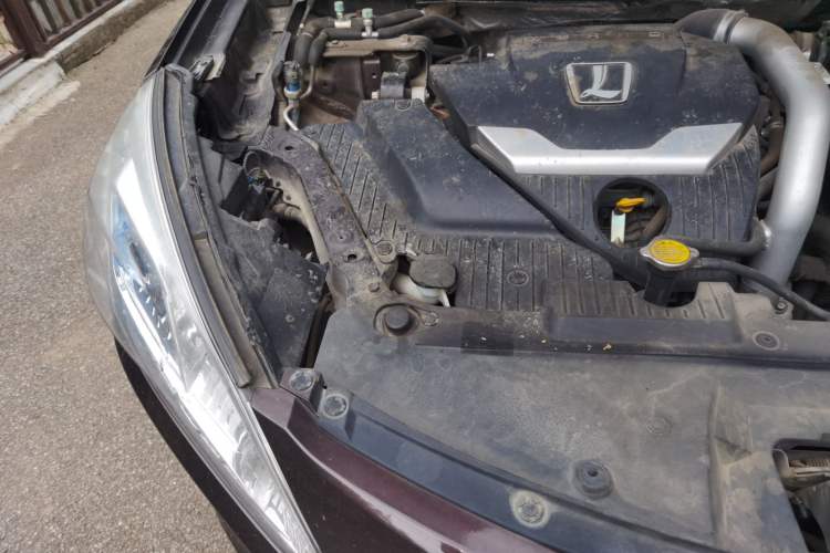 Used Luxgen U6 SUV 2015 1.8T Fashion-Upgraded Model Engine Bay Right