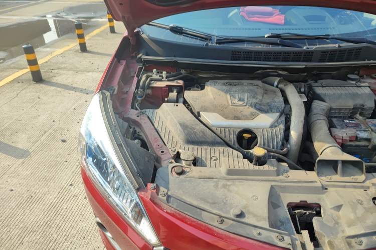 Used Luxgen U6 SUV 2015 1.8T Fashion Edition Engine Bay Right