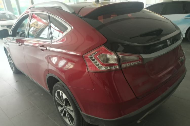 Used Luxgen U6 SUV 2015 1.8T Charm Model Exterior 2