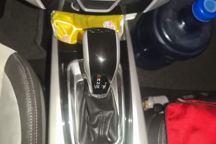 Used Luxgen U6 SUV 2015 1.8T Charm Model Gear Lever