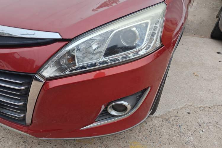 Used Luxgen U6 SUV 2015 1.8T Fashion Edition Left Front Headlight