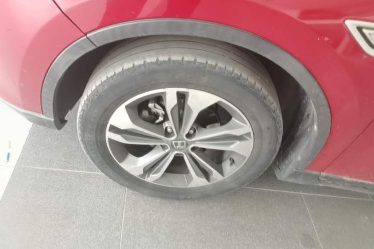 Used Luxgen U6 SUV 2015 1.8T Charm Model Left Front Wheel Hub