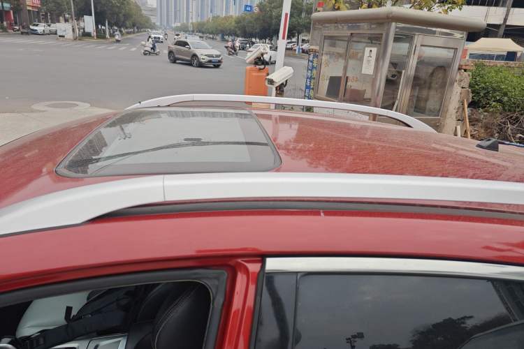 Used Luxgen U6 SUV 2015 1.8T Fashion Edition Roof